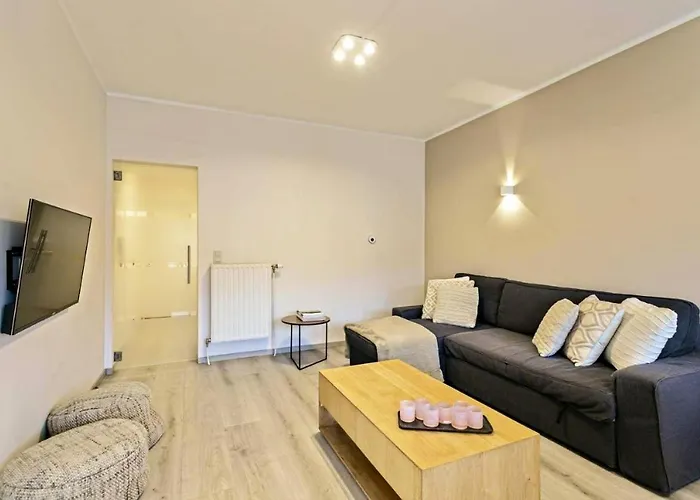 Comfortable Apartment In The Heart Of Knokke Heist 80 M² Balcony