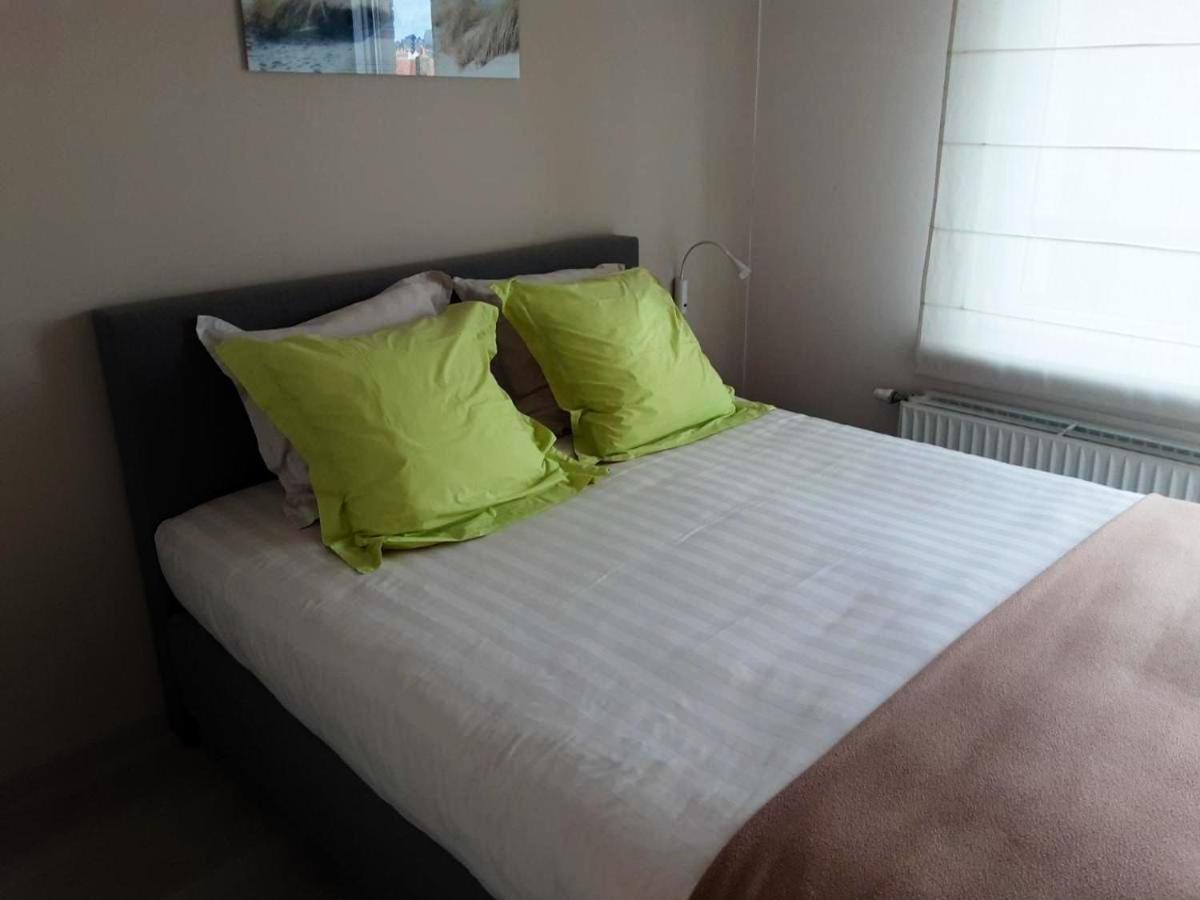 Comfortable In The Heart Of Knokke Heist 80 M² Balcony Appartement Bruges